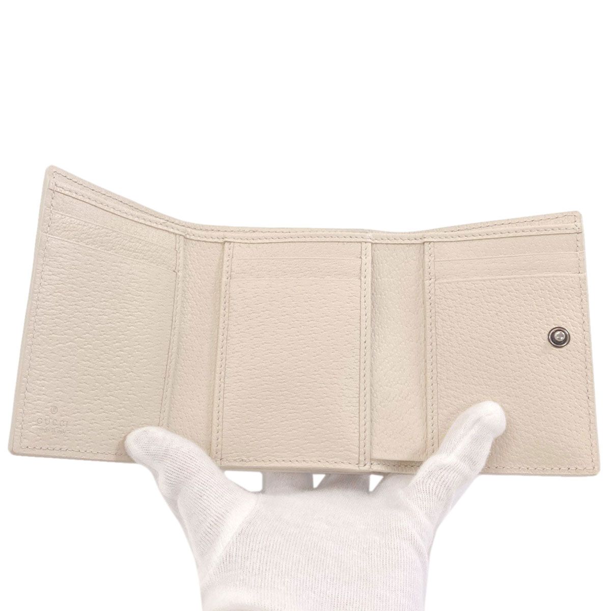 Gucci GG Supreme Trifold Wallet — view 4