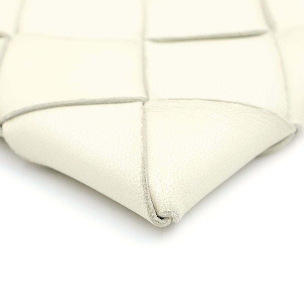 Bottega Veneta Intrecciato Pochette Phone Pouch Leather Ivory — view 5