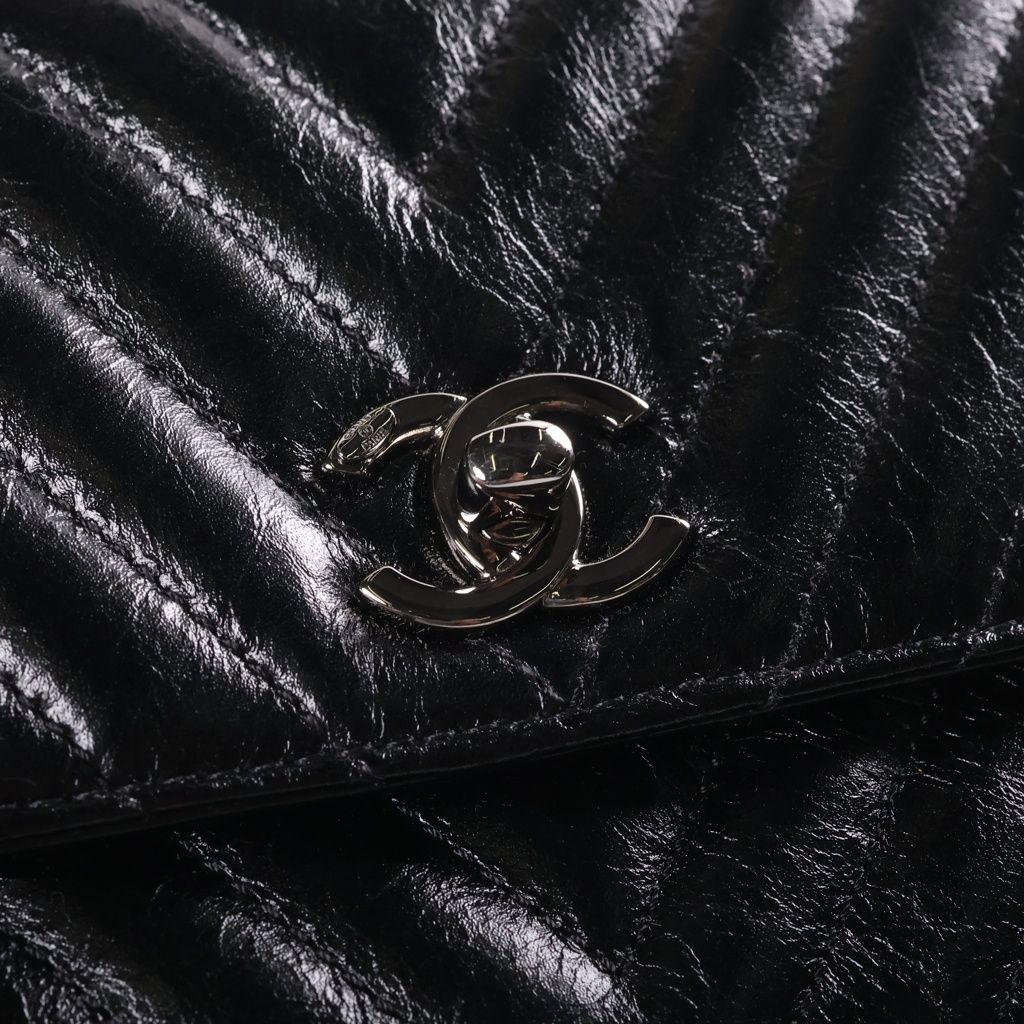 Chanel Chevron Coco Handle 24 2-Way Mini Shoulder Bag Black Shiny Calfskin — view 7