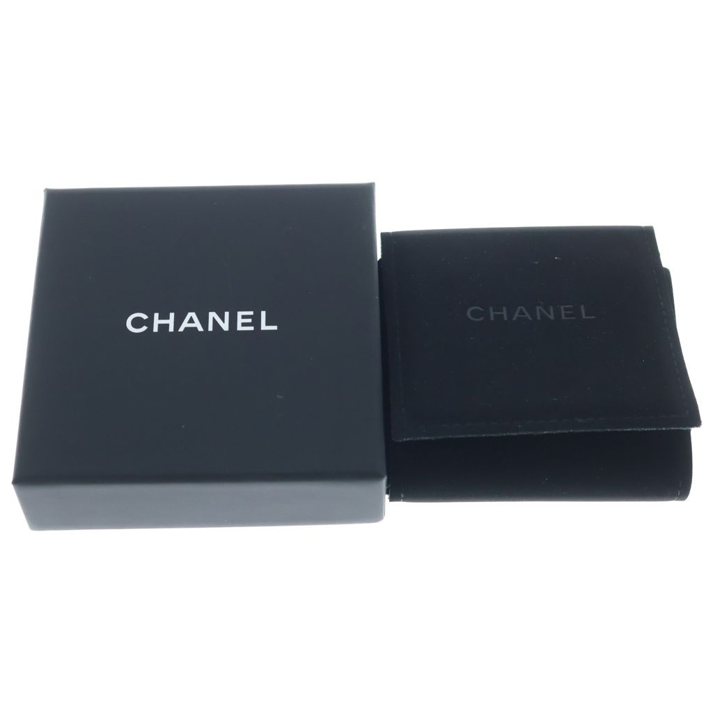 Chanel CC Logo Brooch Pin Badge Gold Pearl Leather Metal — view 6
