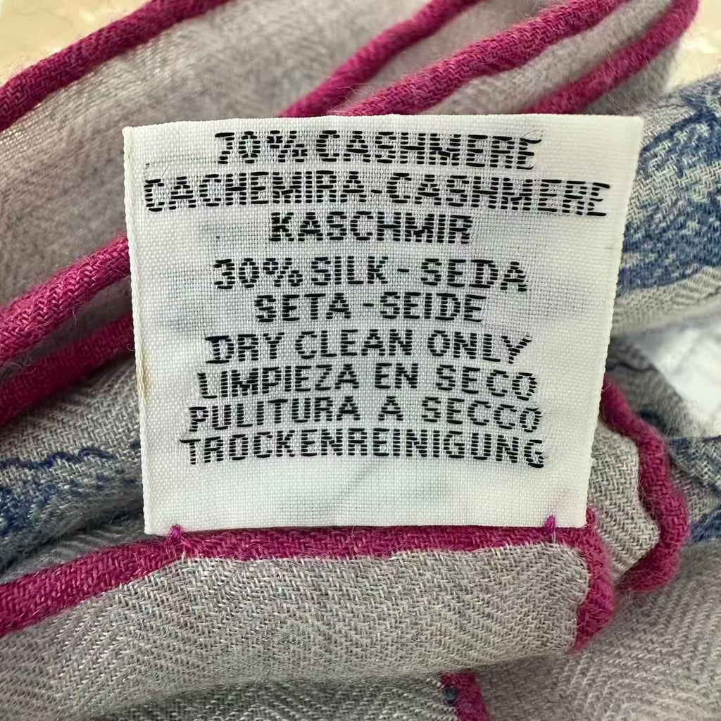 Hermes Limited Shawl Carre 140 Various Huts Cashmere 70% Silk 30% Multicolor — view 8