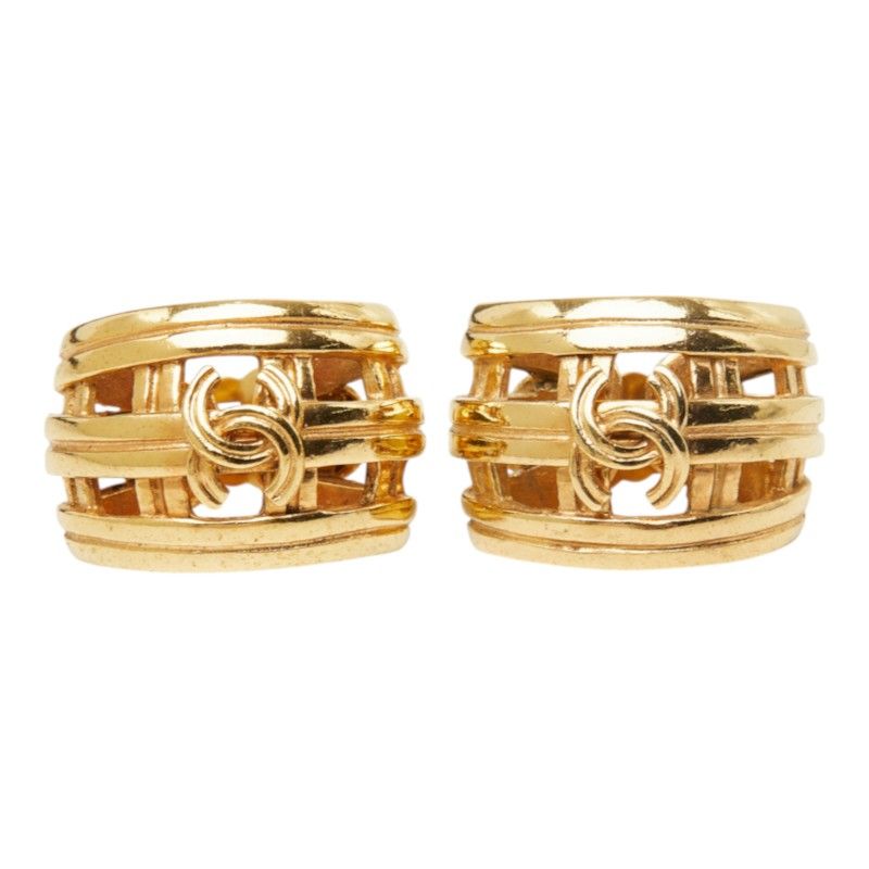 Chanel CC Logo Vintage Earrings Ear Clip 96P Gold Plated — view 2