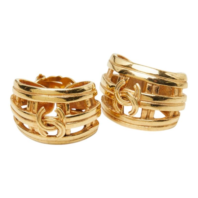 Chanel CC Logo Vintage Earrings Ear Clip 96P Gold Plated