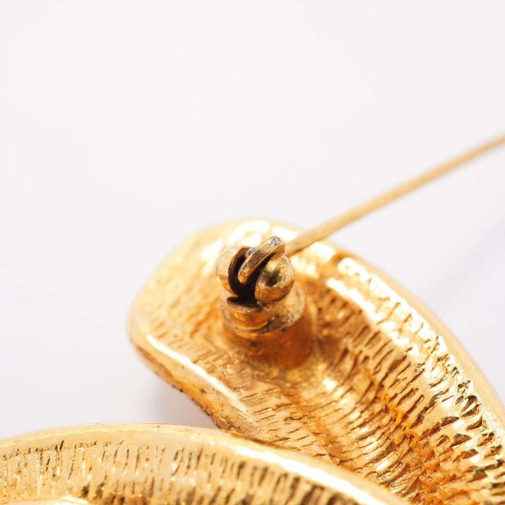 Chanel Brooch Vintage CC Logo Quilted Gold Plated — view 8