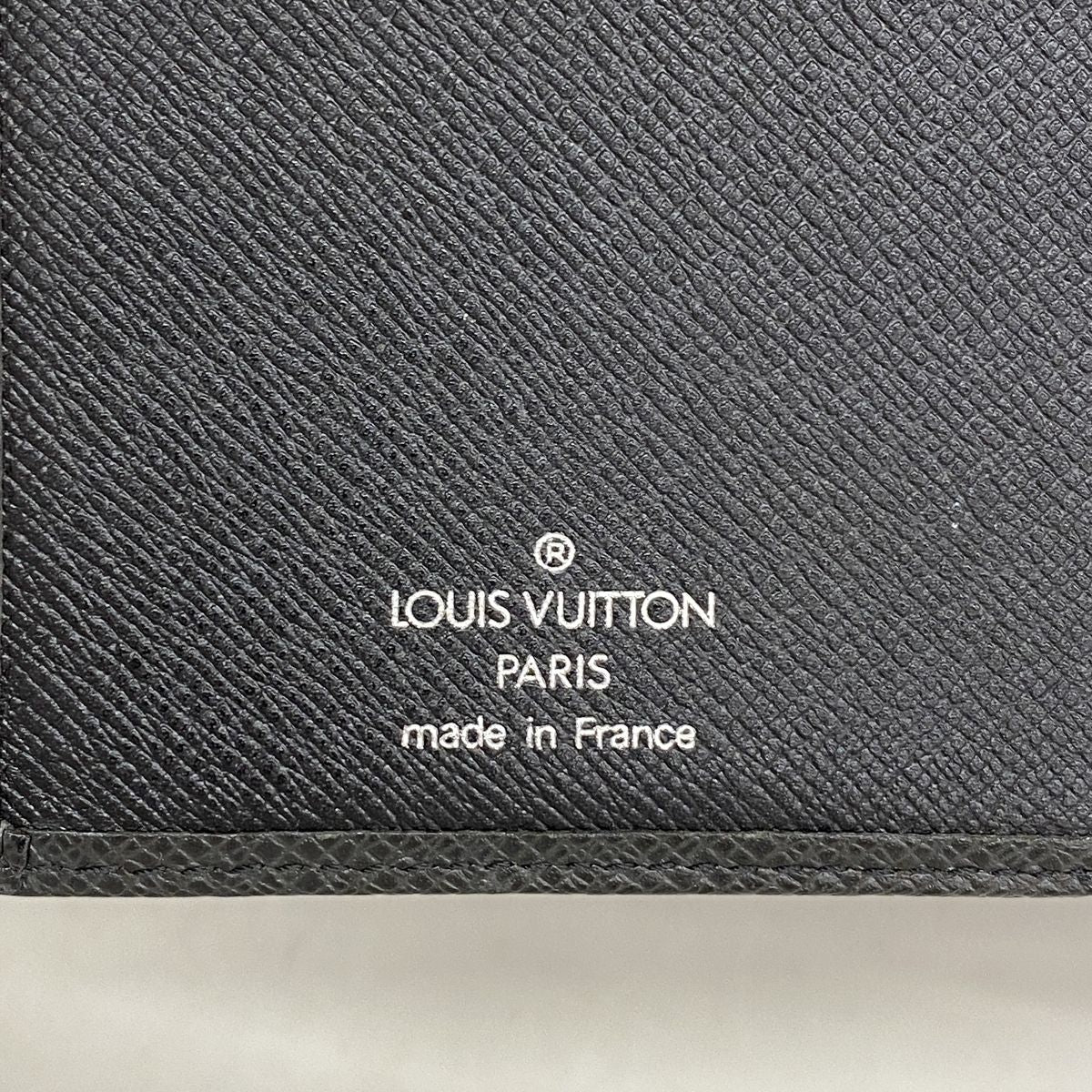Louis Vuitton Long Billfold Taiga Porte Valeurs Cartes Credit Ardoise Wallet — view 4
