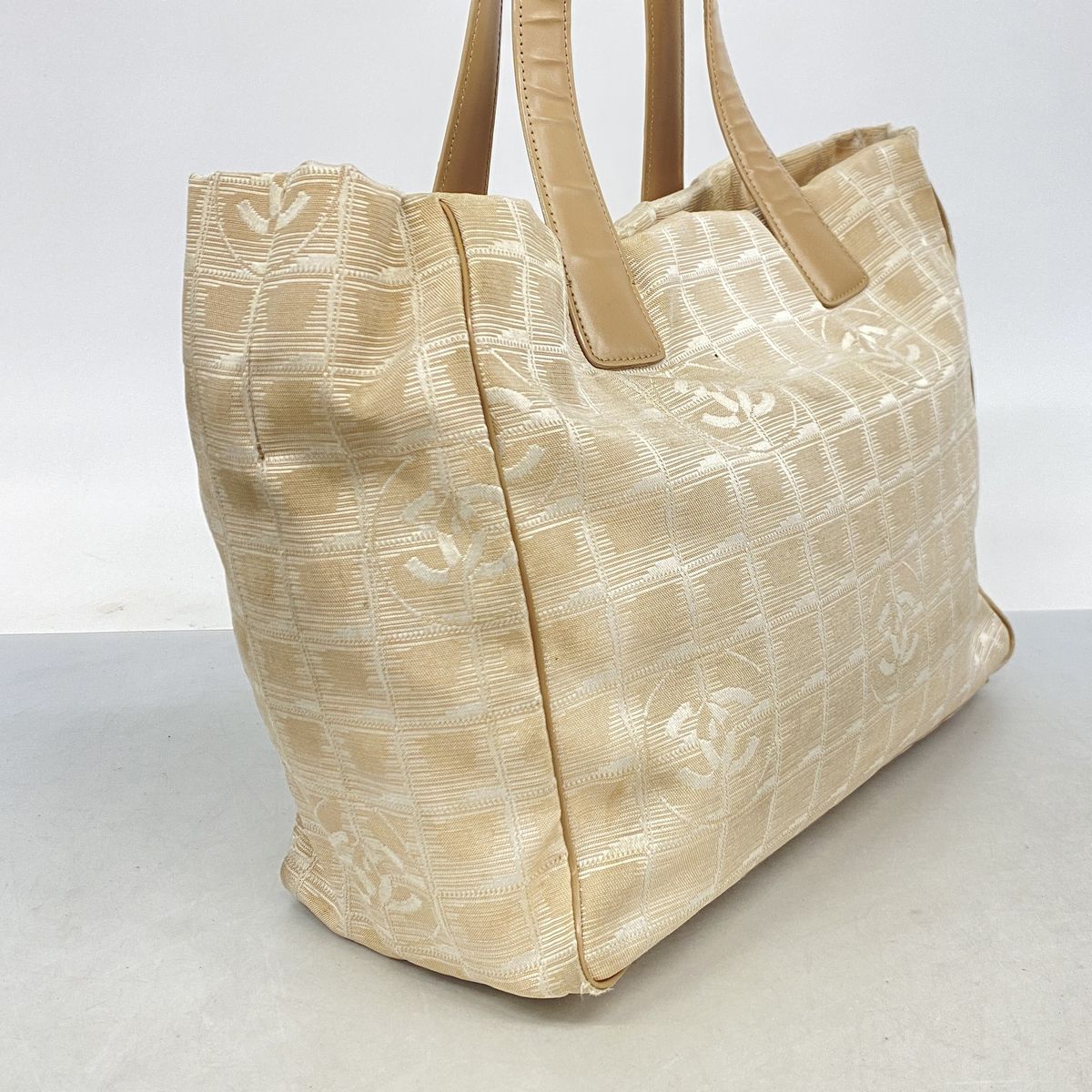 Chanel Tote Bag New Travel Nylon Beige Champagne Gold — view 2