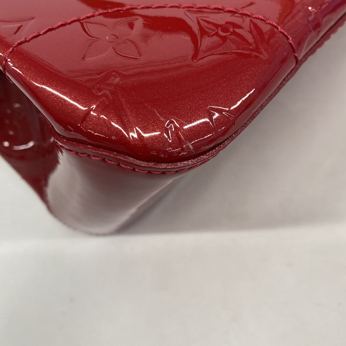 Louis Vuitton Tote Bag Vernis Rosewood Avenue Pomme D'amour — view 7