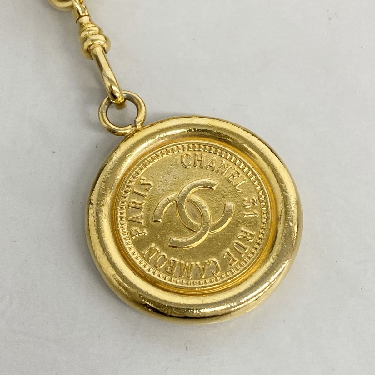 Chanel Belt Metal Black Gold — view 5