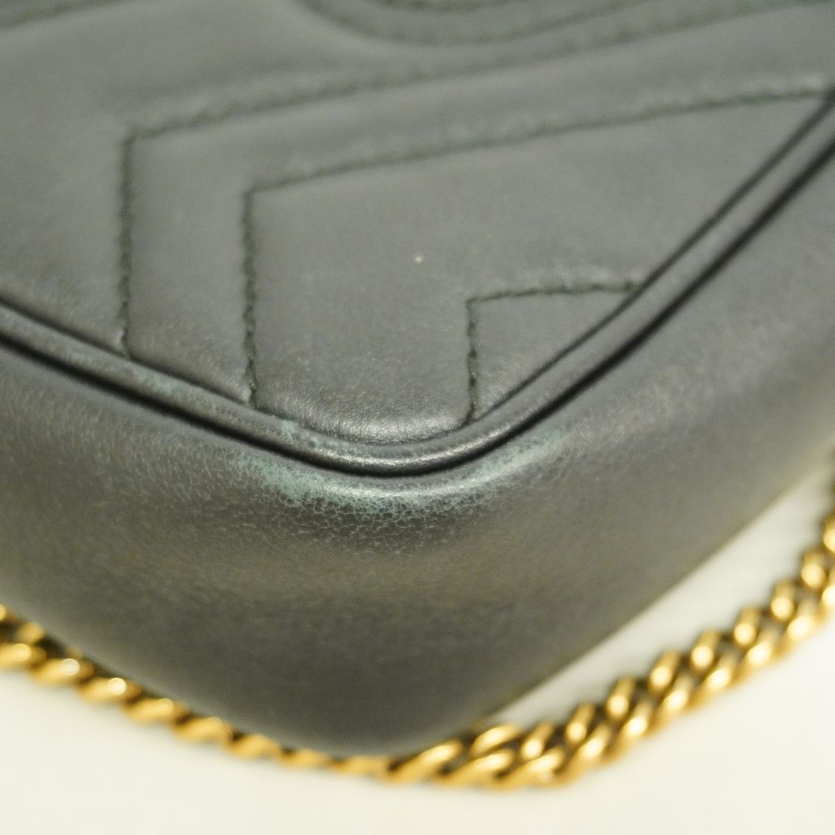 Gucci Shoulder Bag GG Marmont Leather Black Gold — view 7