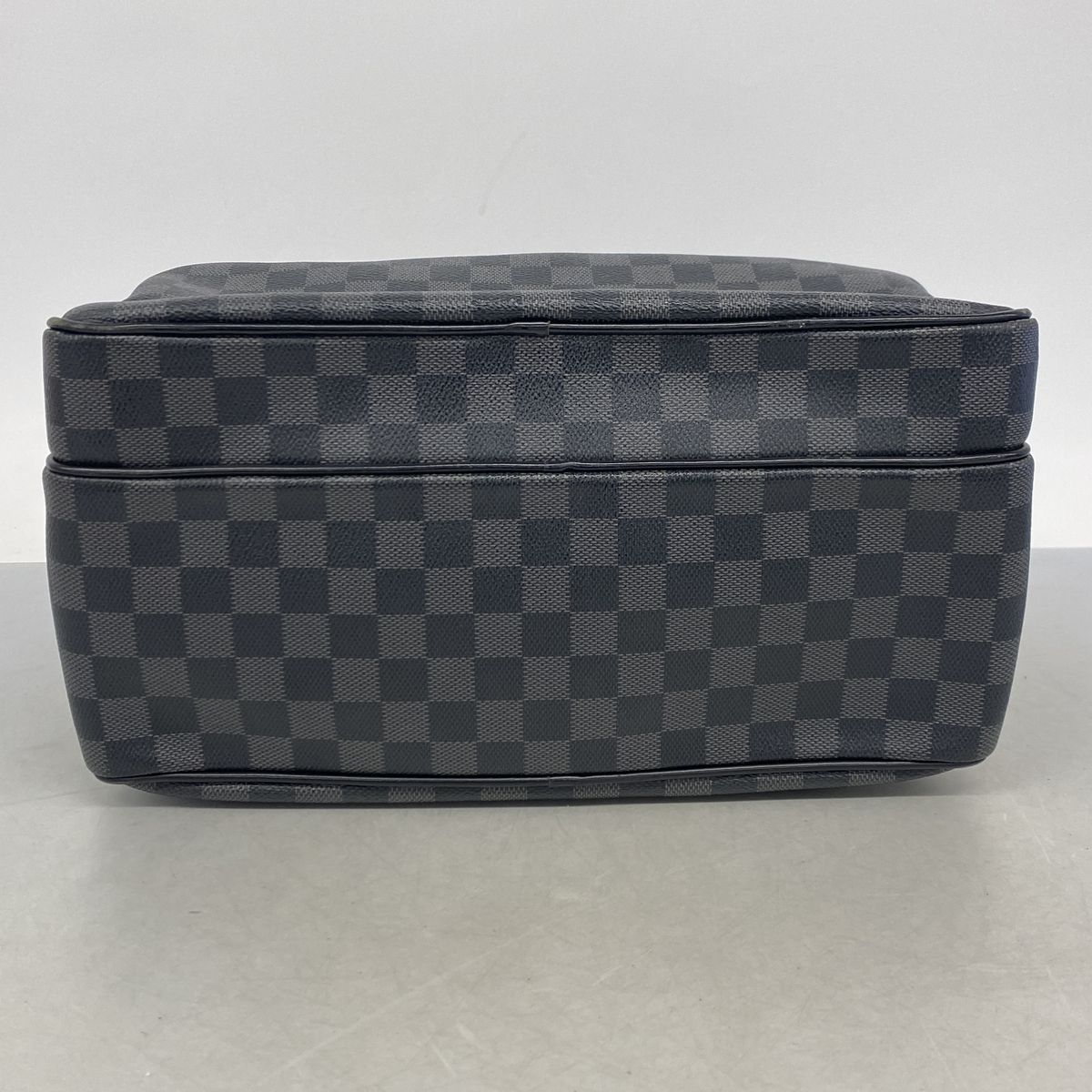 Louis Vuitton Shoulder Bag Damier Graphite Io Black Gray — view 3