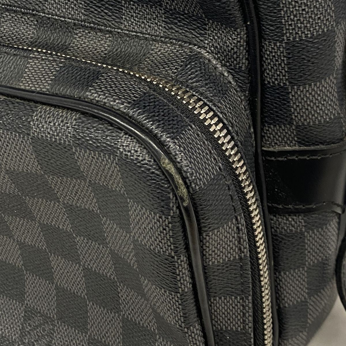 Louis Vuitton Shoulder Bag Damier Graphite Io Black Gray — view 7