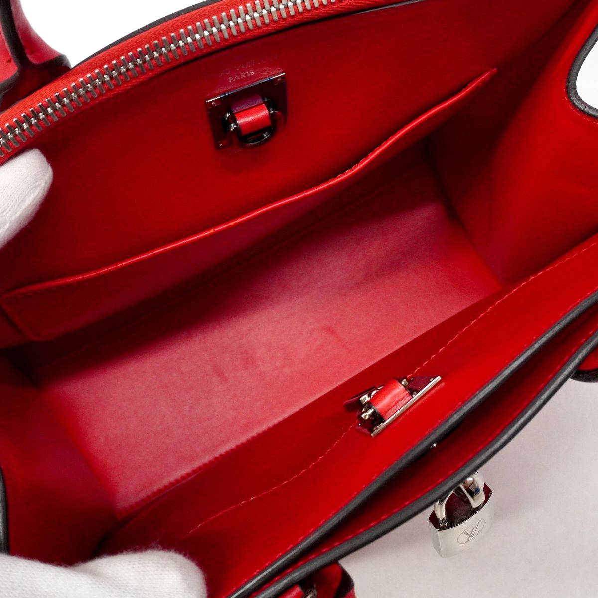 Louis Vuitton Handbag City Steamer PM Rouge 2-Way Bag — view 4