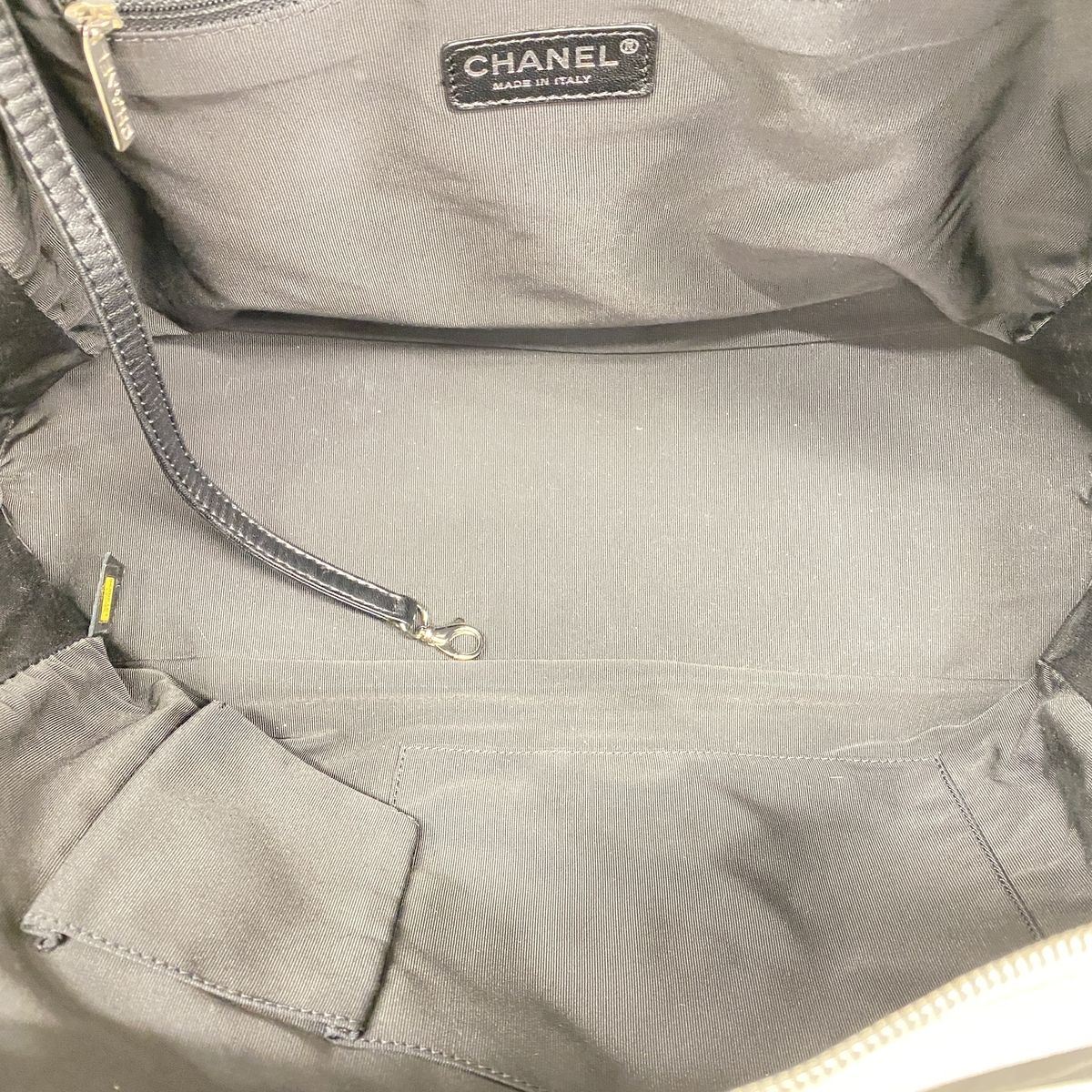 Chanel Chain Tote Bag Quilted Lambskin Black Silver — view 4