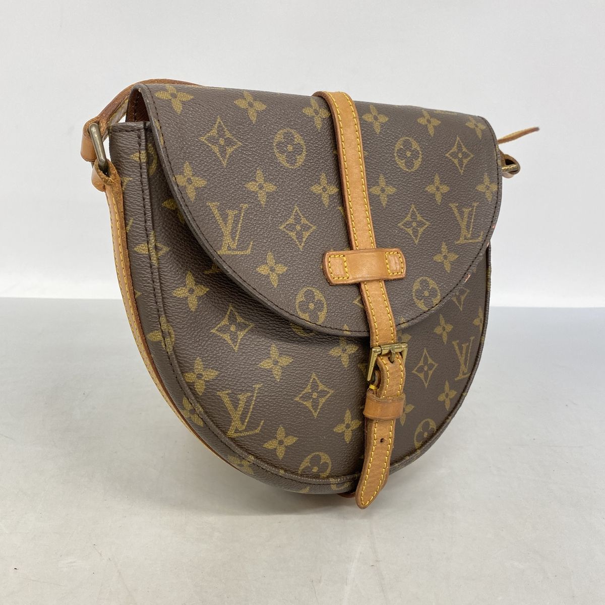 Louis Vuitton Shoulder Bag Monogram Chantilly MM Brown — view 2