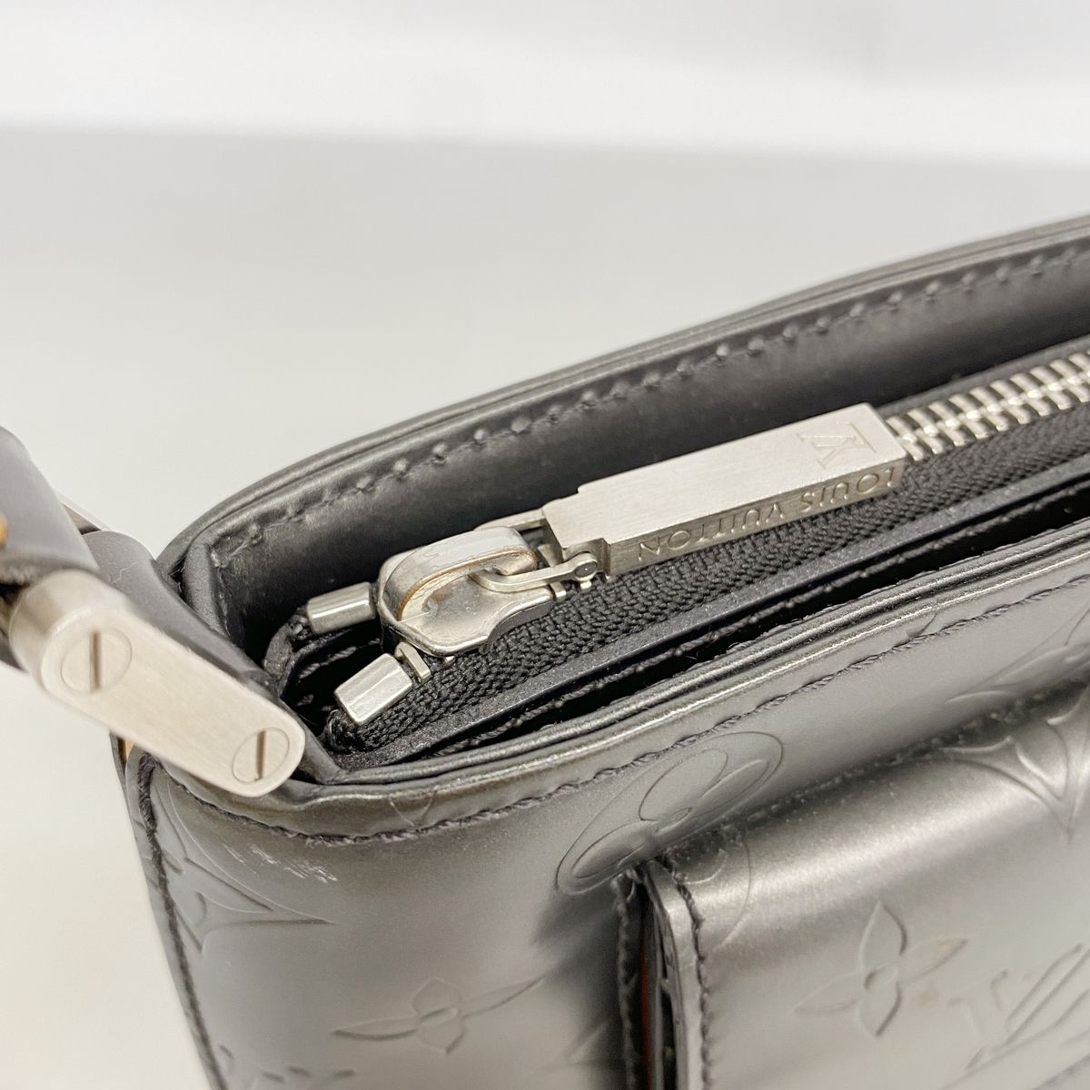 Louis Vuitton Shoulder Bag Monogram Matt Alston Noir — view 8