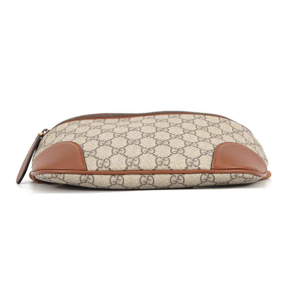 Gucci Belt Bag GG Emblem Medium Leather — view 4