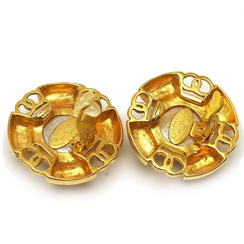 Chanel Faux Pearl Earrings 93P Gold Plated — view 3