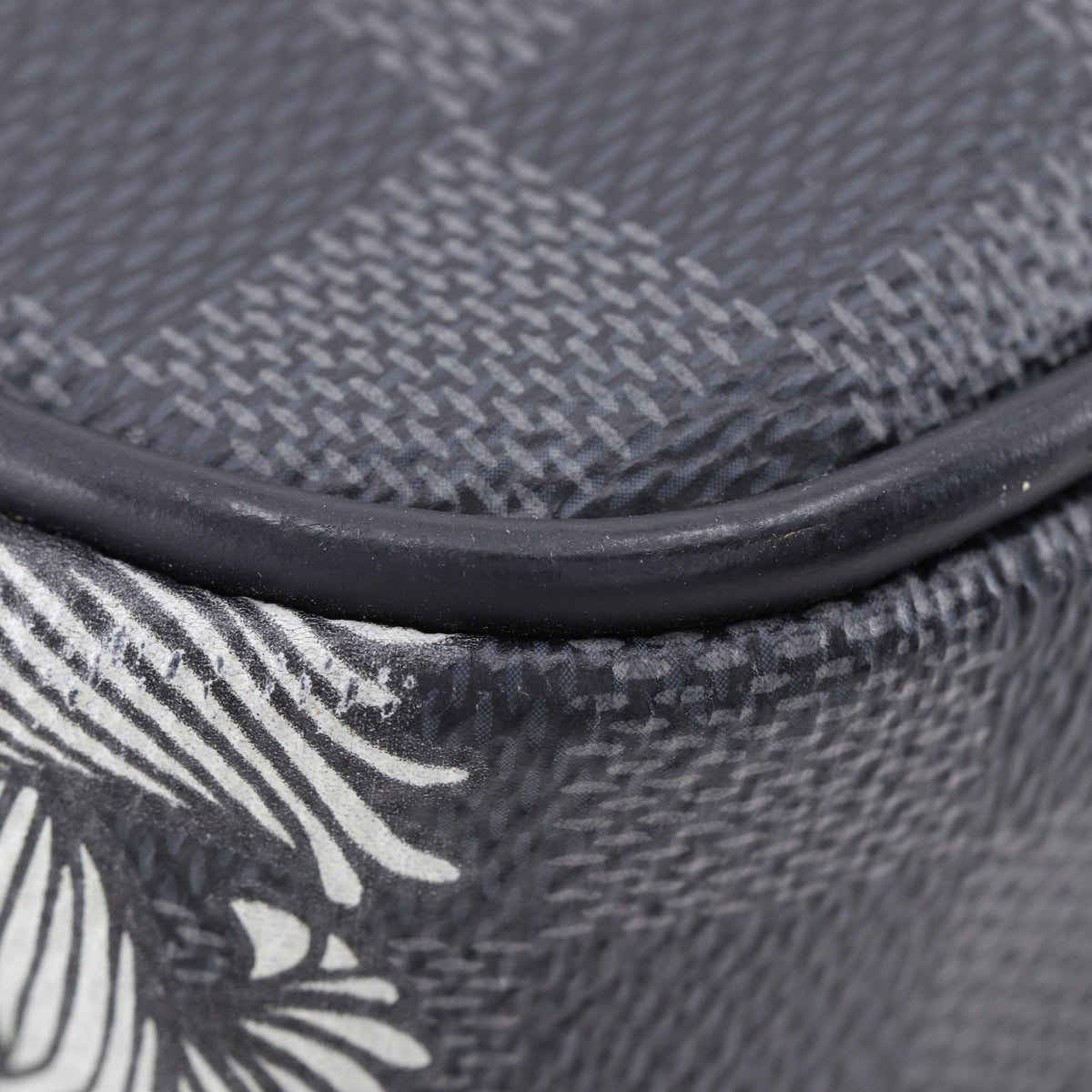 Louis Vuitton Nile PM Christopher Damier Graphite Canvas Black — view 4