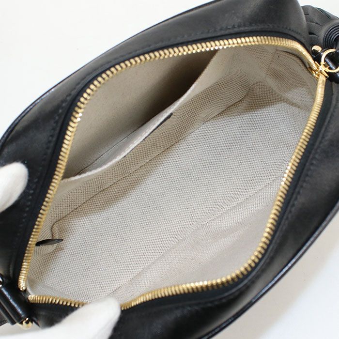 Gucci Blondie Shoulder Bag Leather — view 3