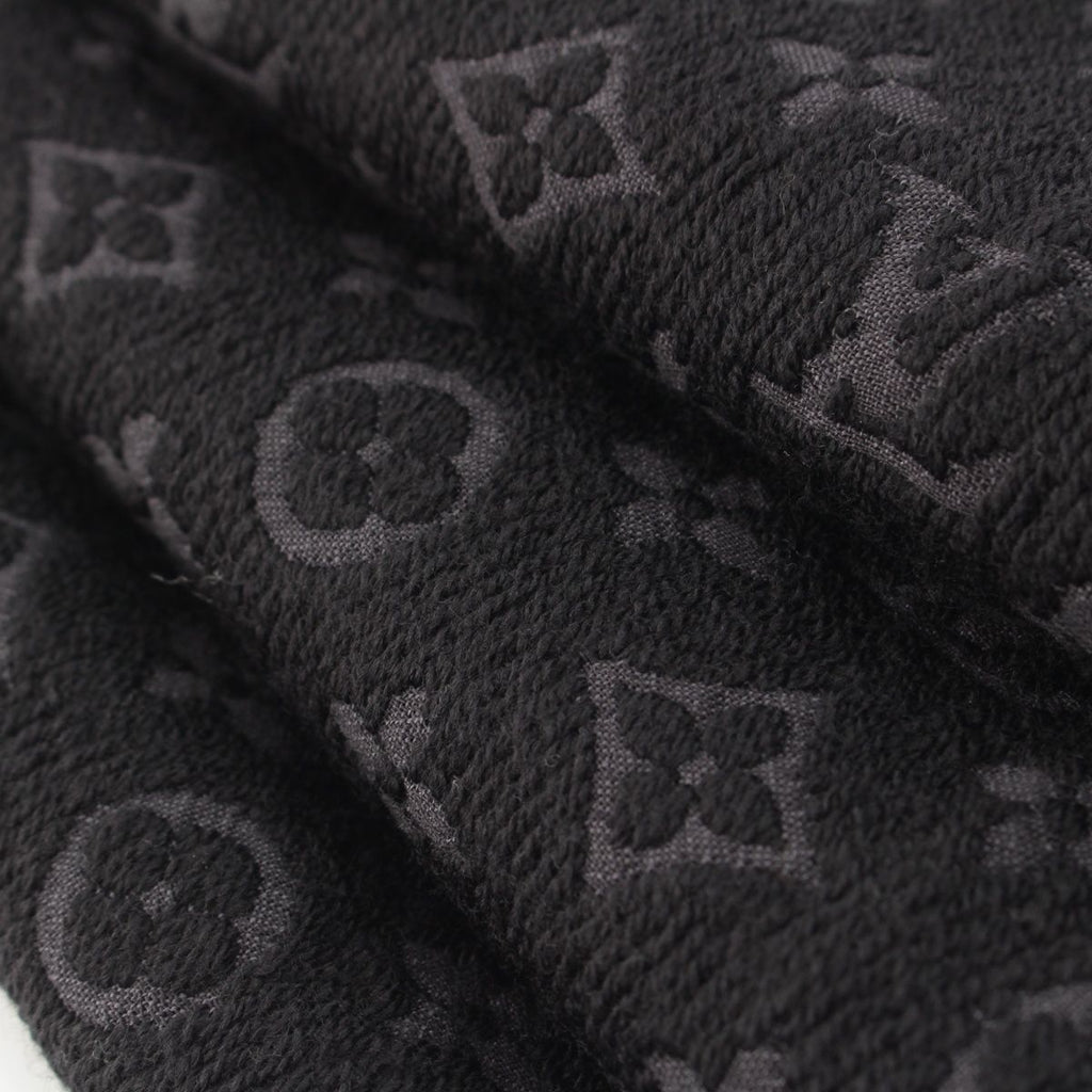 Louis Vuitton Monogram Classic Wool Scarf Noir — view 6