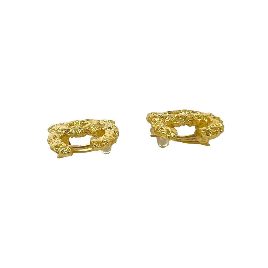 Chanel With Rice 93A Vintage CC Logo Lava Motif Earrings Gold — view 5