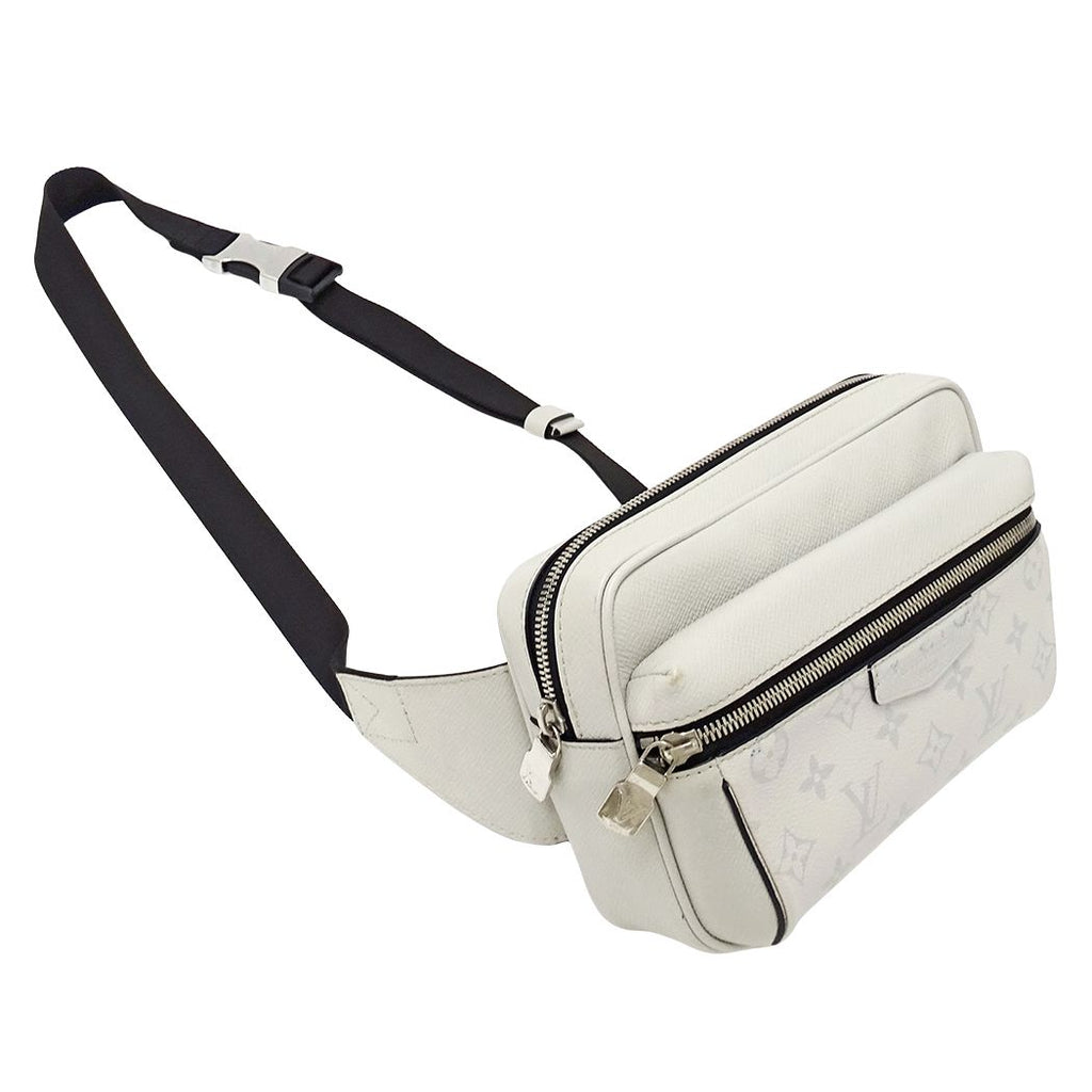 Louis Vuitton Taigarama Belt Bag Outdoor Antarctica White — view 4