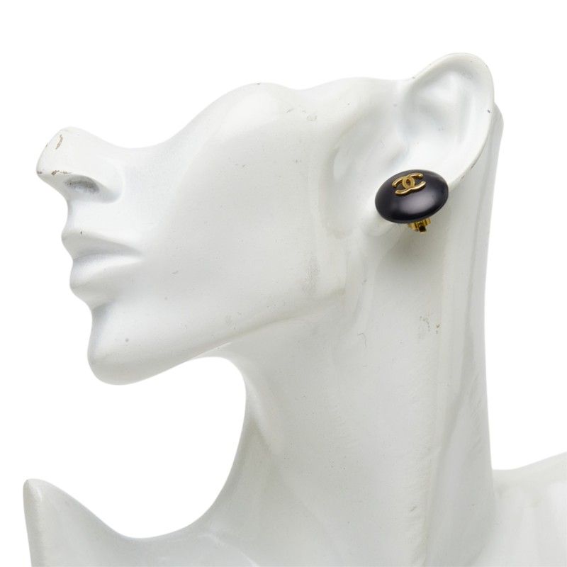 Chanel CC Logo Vintage Earrings 95P Black Gold Plated — view 5