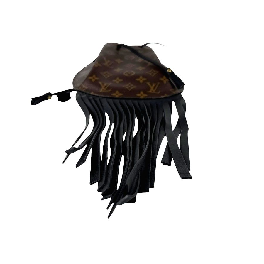 Louis Vuitton Shoulder Bag Monogram Fringed Noe — view 4