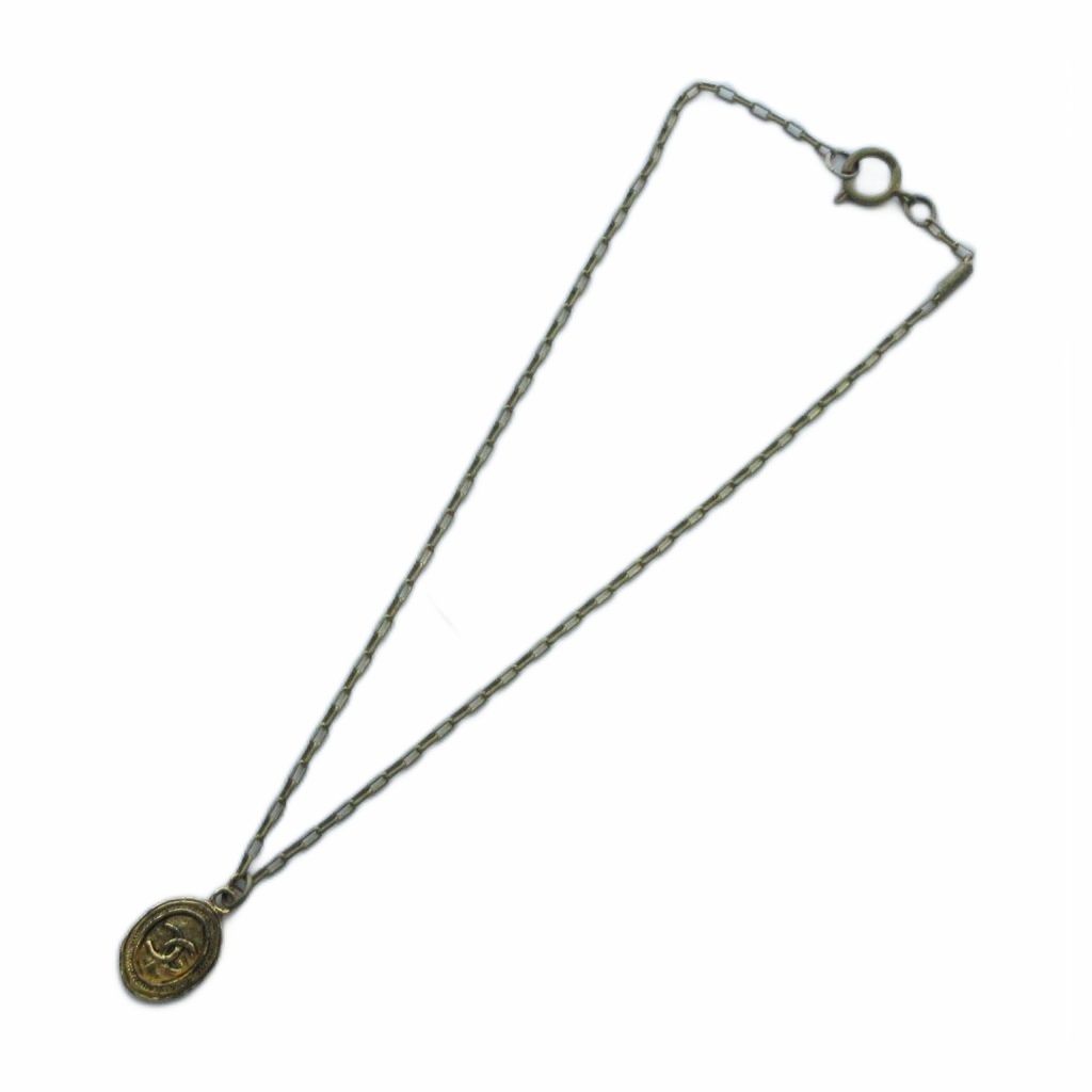 Chanel /mq ■oh Necklace Gold — view 3