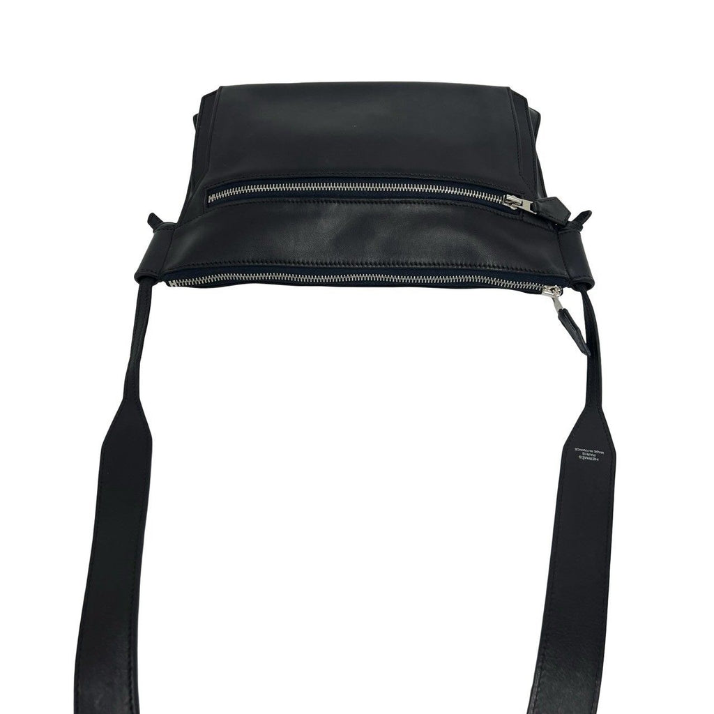 Hermes Ultrapla Evercolor Leather Shoulder Bag Pochette Crossbody Black — view 4