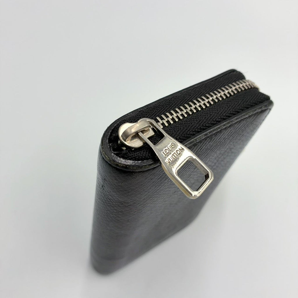 Louis Vuitton Zippy Coin Purse Taiga Ardoise Leather Black Wallet Silver — view 6