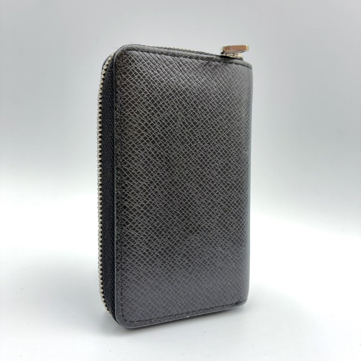 Louis Vuitton Zippy Coin Purse Taiga Ardoise Leather Black Wallet Silver — view 2