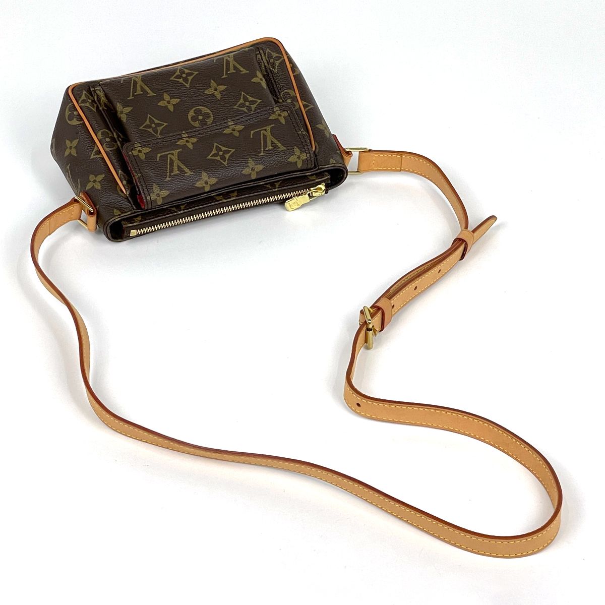 Louis Vuitton Viva-Cite PM Shoulder Bag Pochette Monogram Brown — view 6