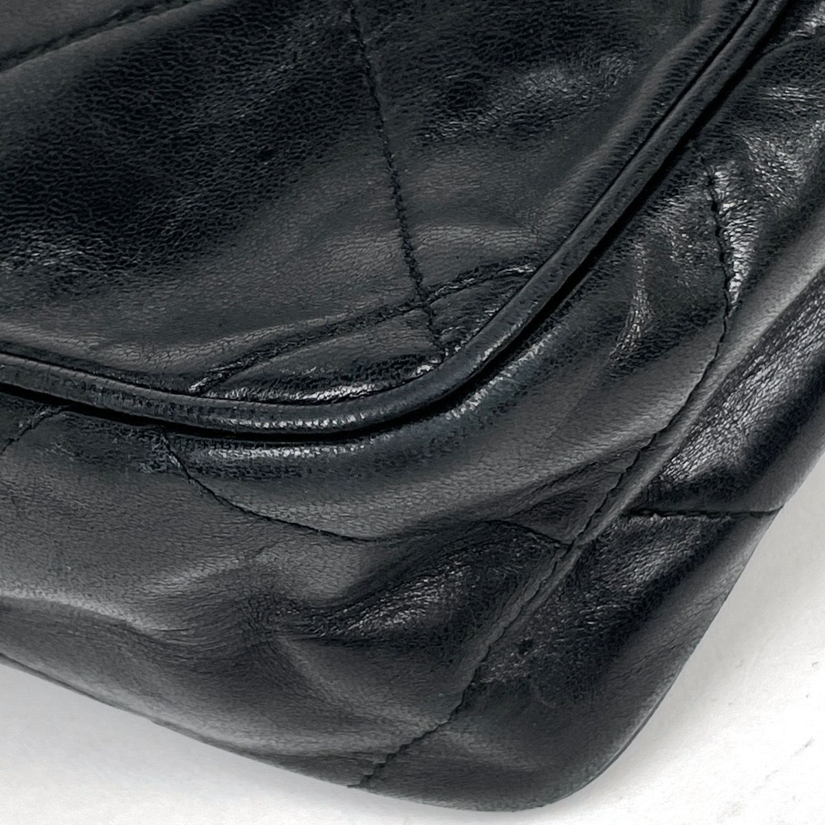 Chanel Shoulder Bag CC Logo Fringe Tassel Leather Black — view 3