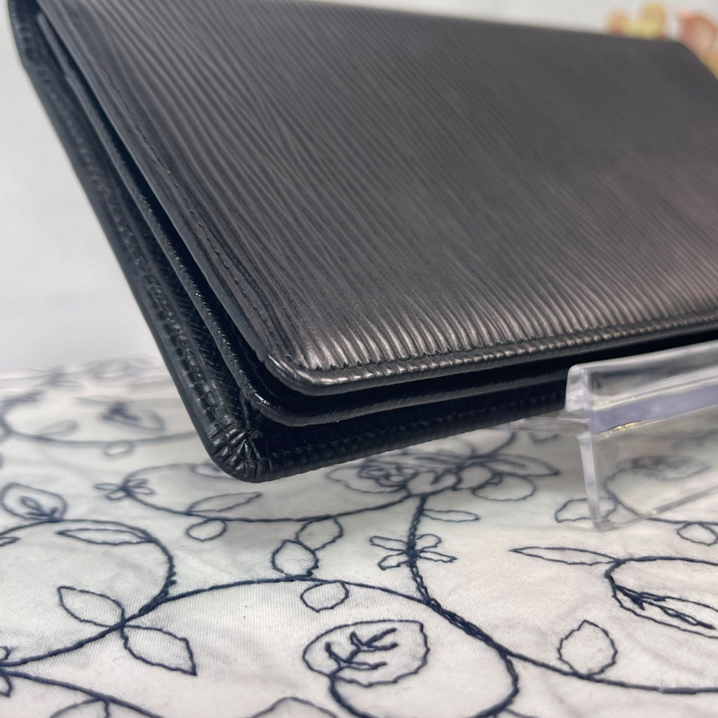 Louis Vuitton Portefeuille Brazza Epi Wallet Black — view 4