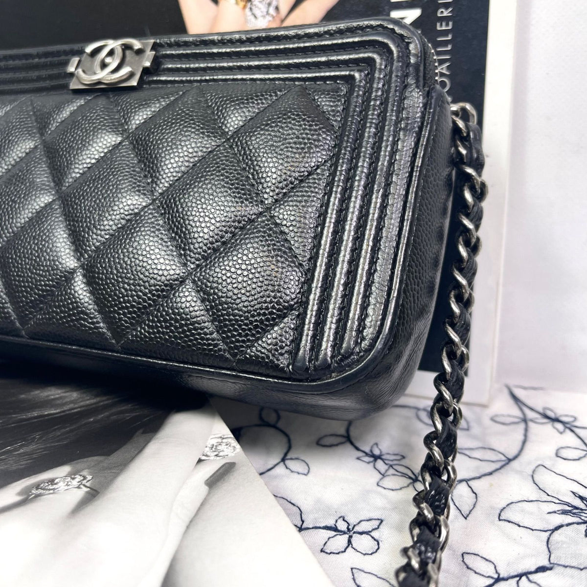 Chanel Chain Wallet Caviar Leather Shoulder Bag — view 5