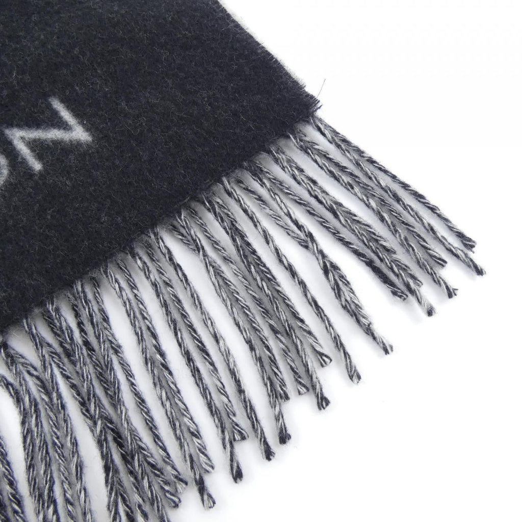 Louis Vuitton Reykjavik Scarf — view 2