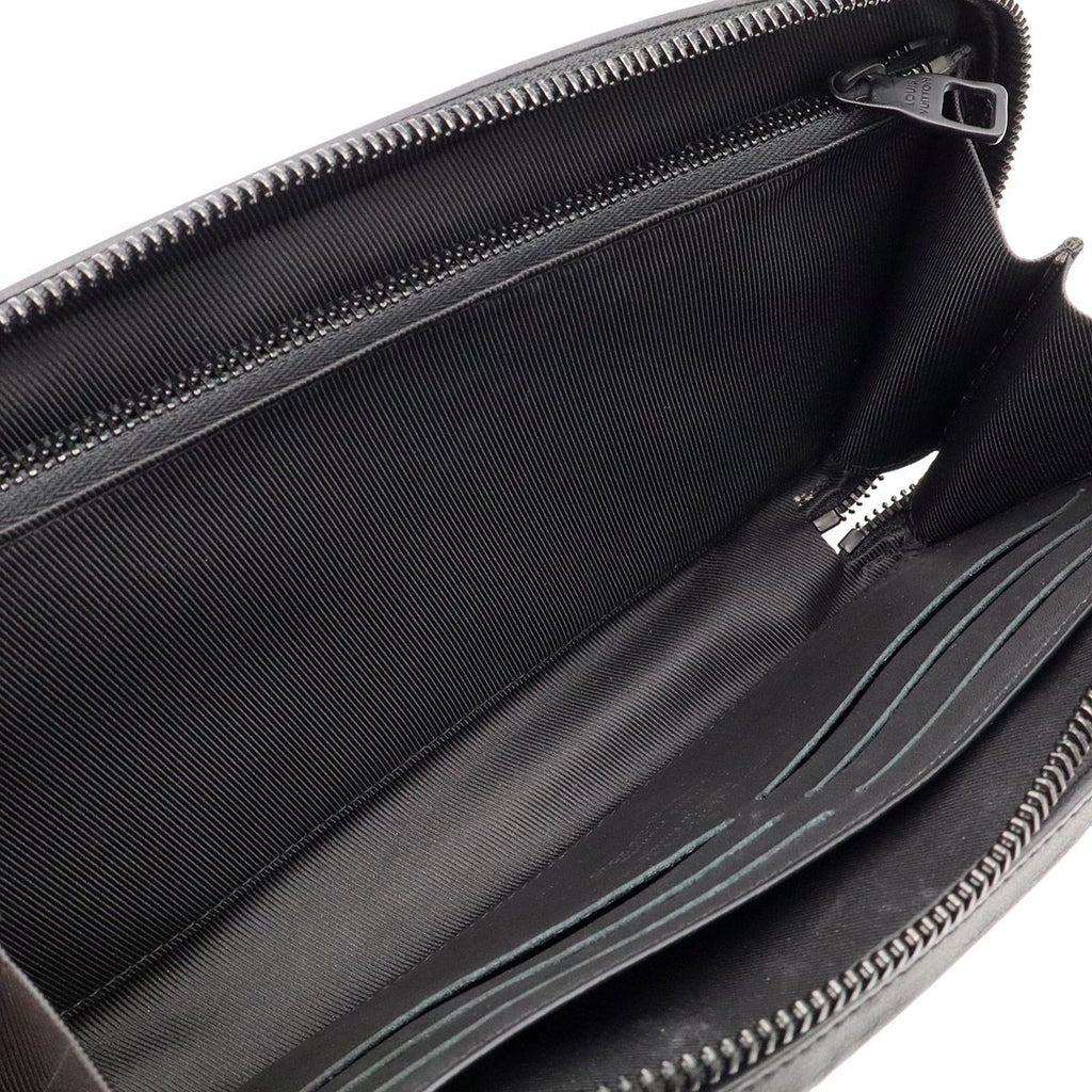 Louis Vuitton Monogram Taurillon Soft Trunk Clutch Black — view 7