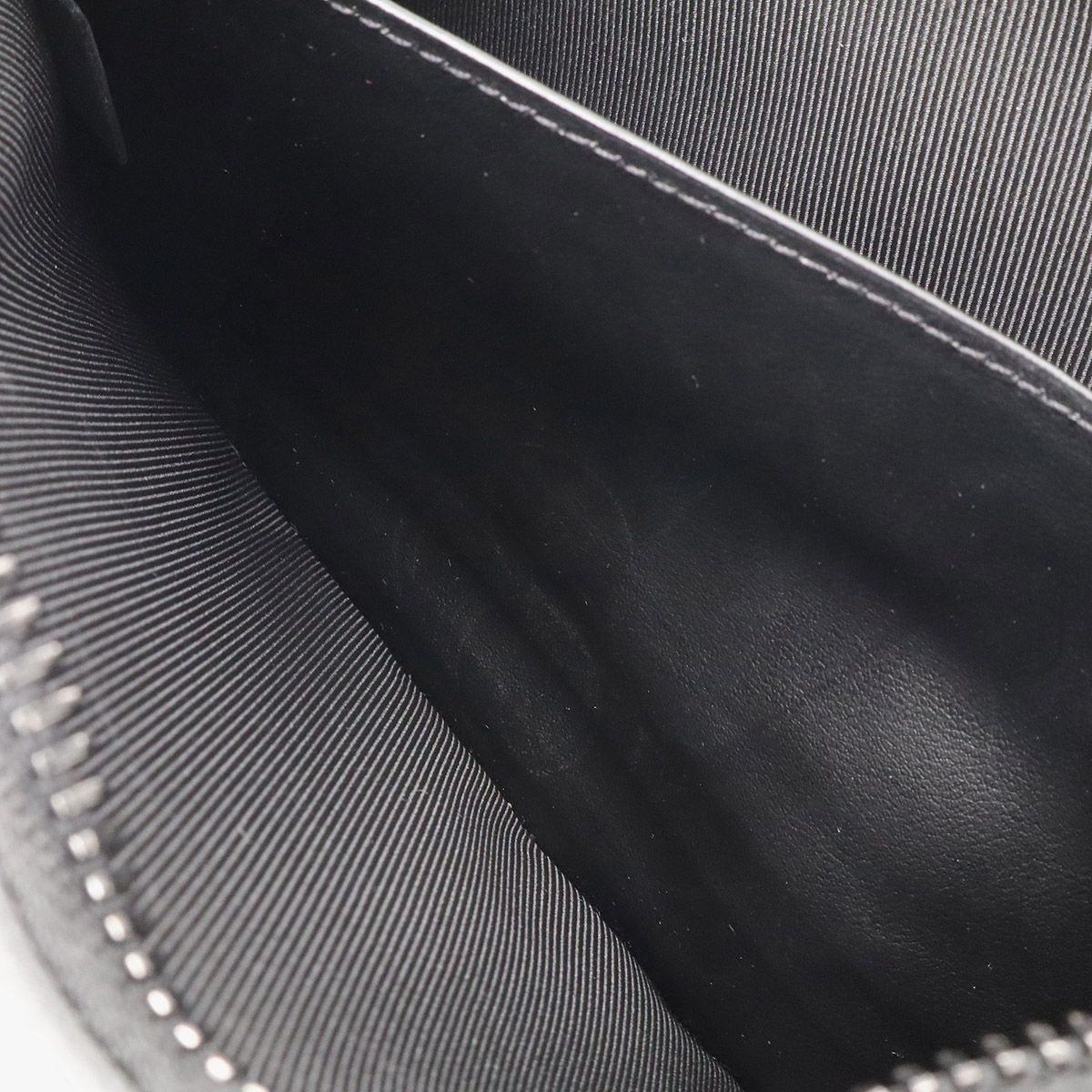 Louis Vuitton Monogram Taurillon Soft Trunk Clutch Black — view 8