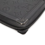 Louis Vuitton Monogram Taurillon Soft Trunk Clutch Black — view 3