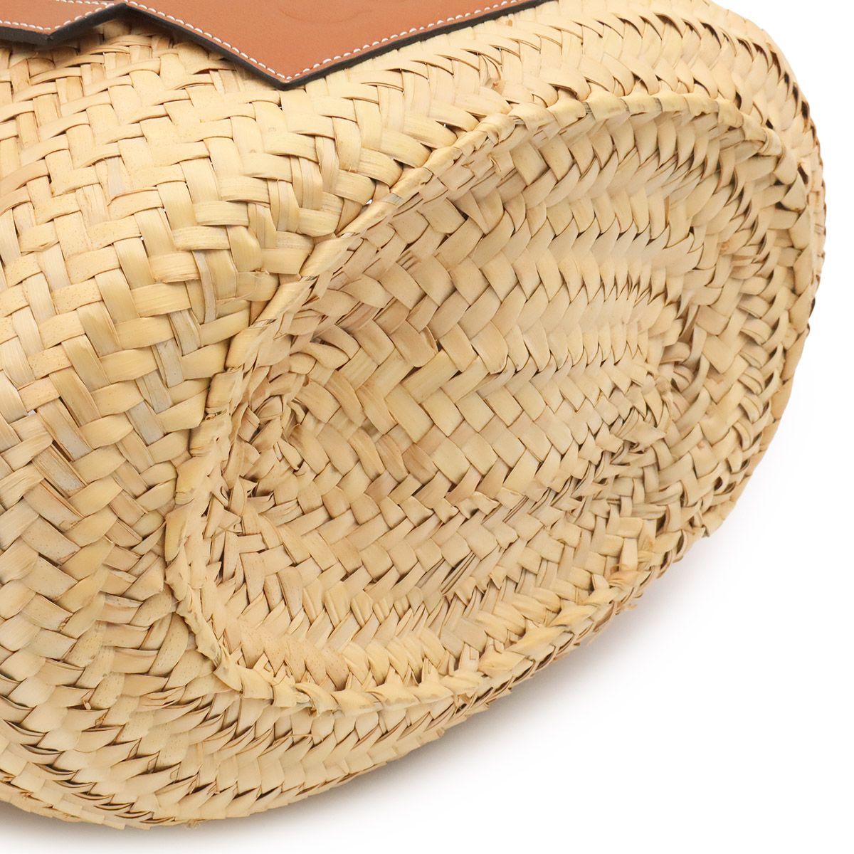 Loewe Basket Bag Medium Handbag Palm Leaf Leather Natural Tan Brown — view 3