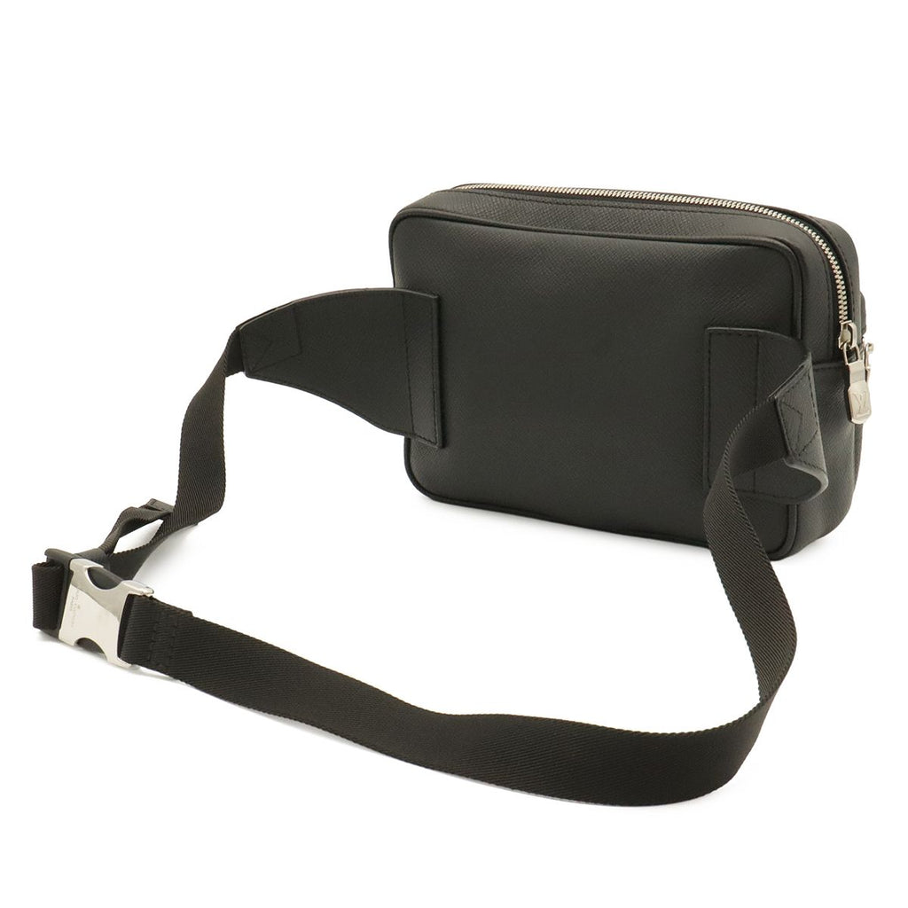 Louis Vuitton Taiga Bum Bag Outdoor Waist Pouch Noir Black — view 2