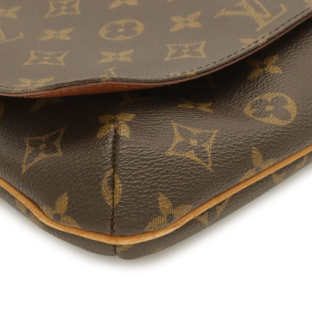 Louis Vuitton Monogram Musette Tango Short — view 3