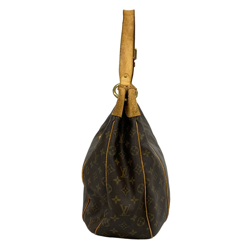 Louis Vuitton Shoulder Bag Monogram Galleria GM — view 4