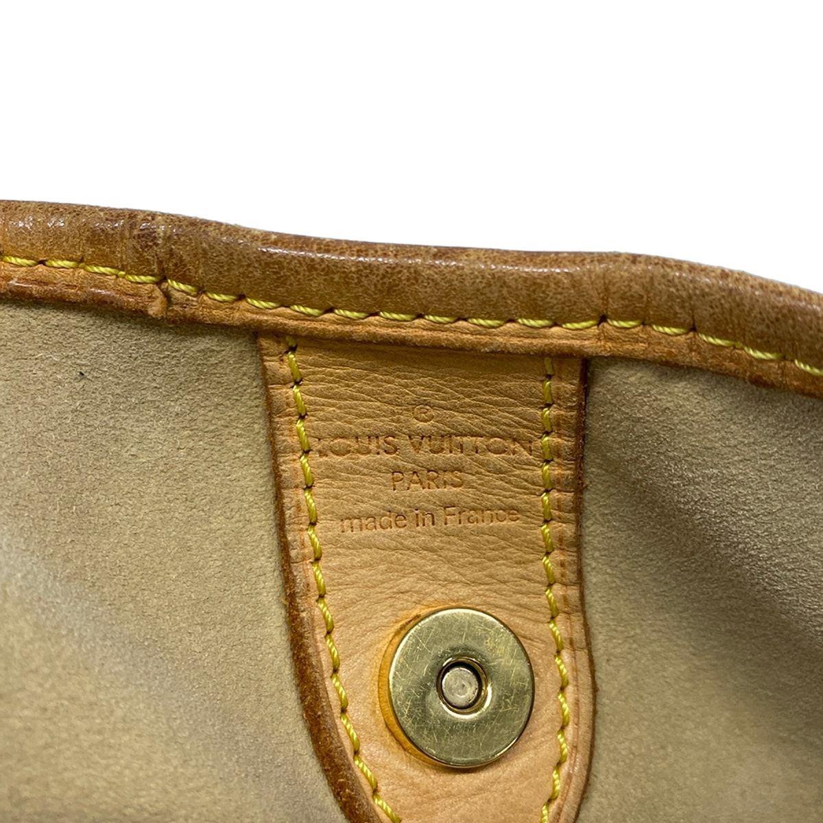 Louis Vuitton Shoulder Bag Monogram Galleria GM — view 8