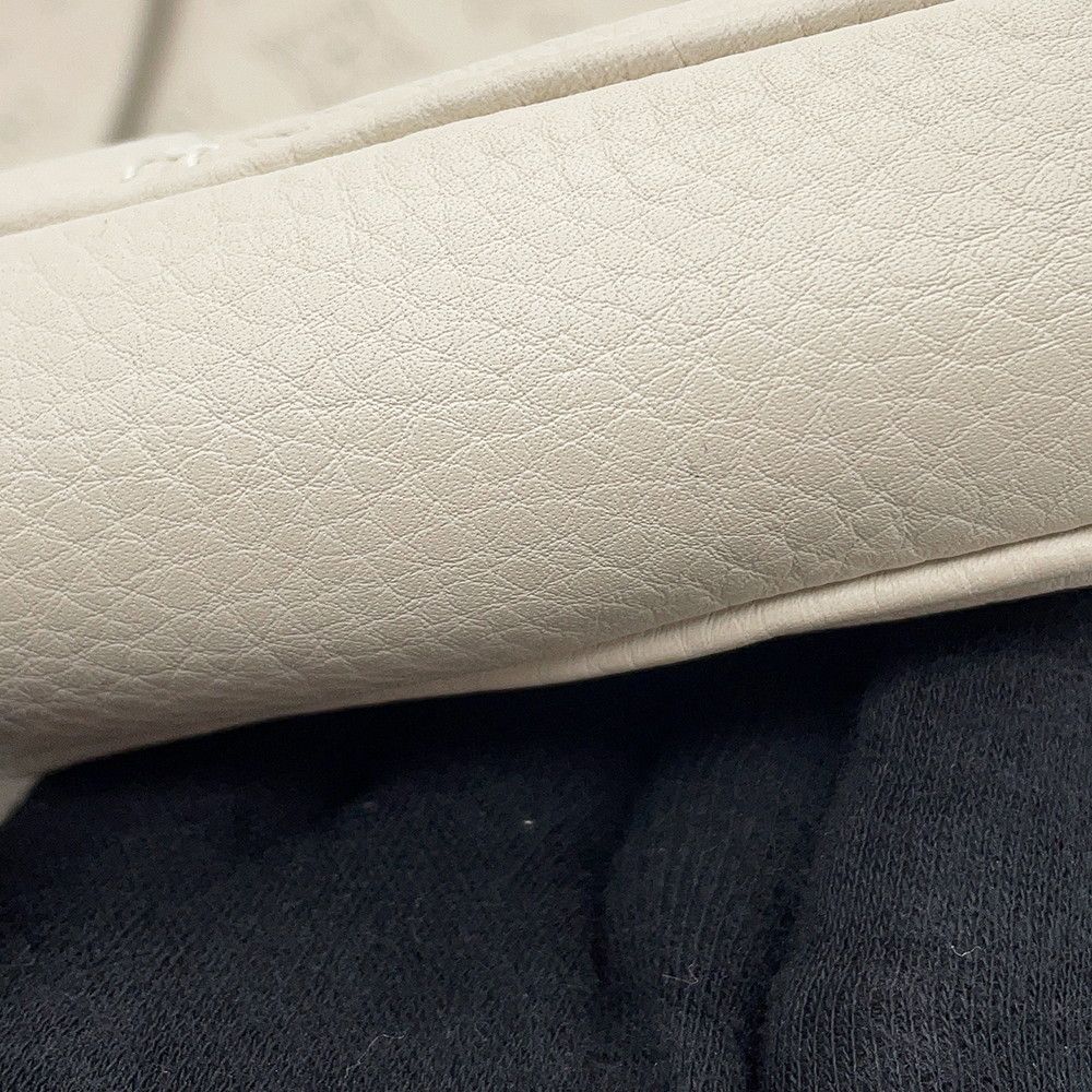 Louis Vuitton Monogram Mahina Selene PM 2-Way Shoulder Bag — view 7