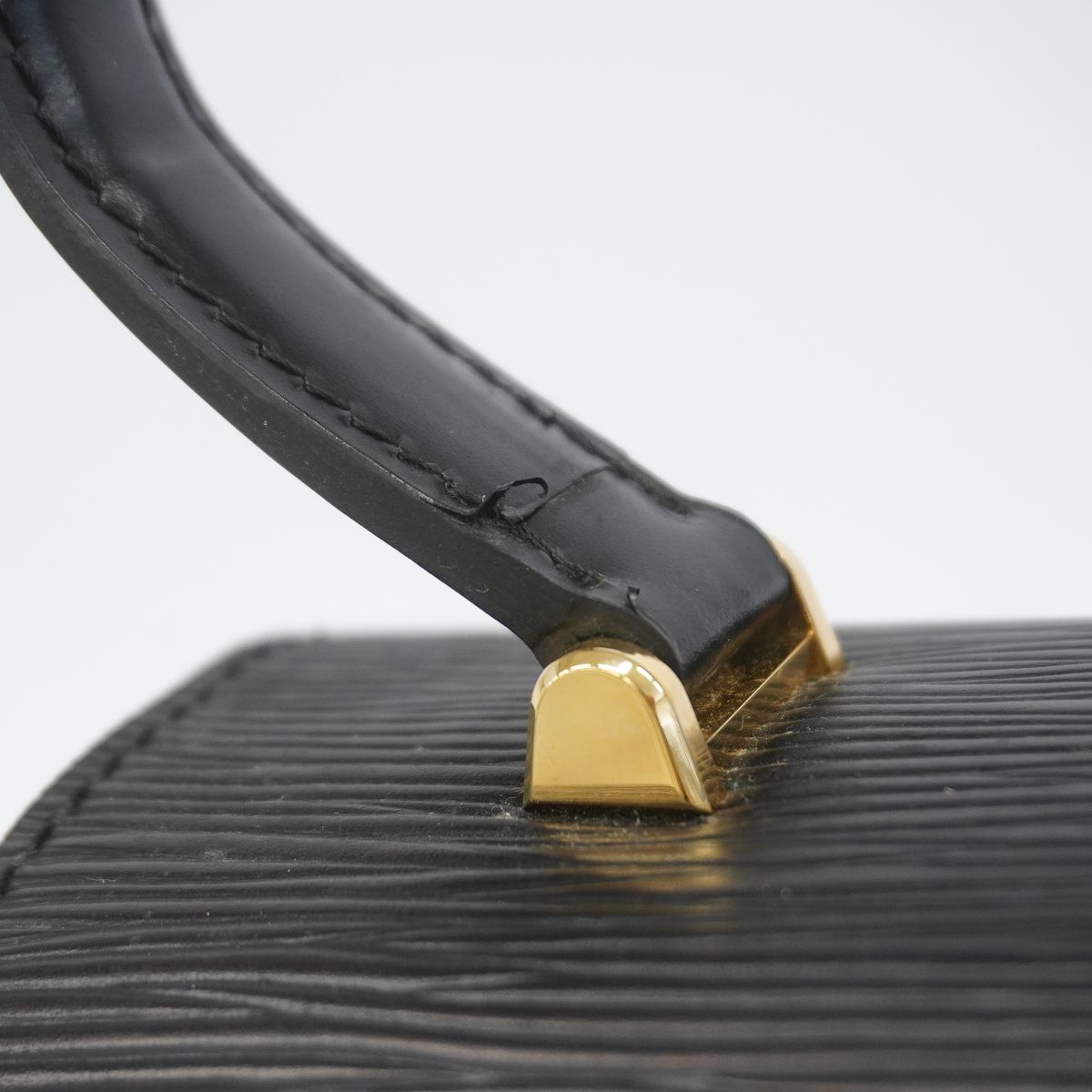 Louis Vuitton Handbag Epi Malesherbes Noir — view 7