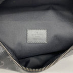 Louis Vuitton Belt Bag Monogram Eclipse Discovery PM Black — view 5