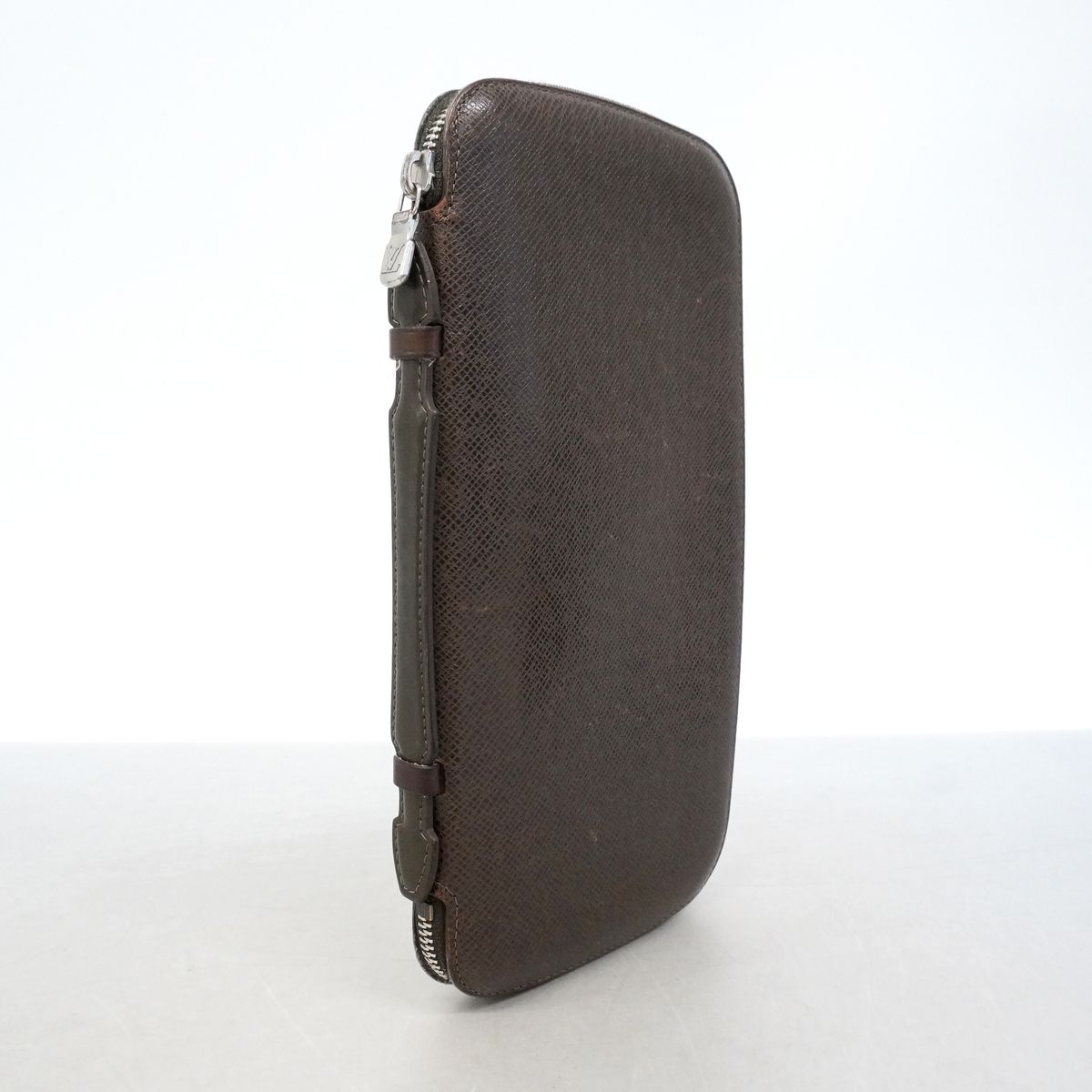 Louis Vuitton Wallet Taiga Organizer Atoll Grizzly — view 2