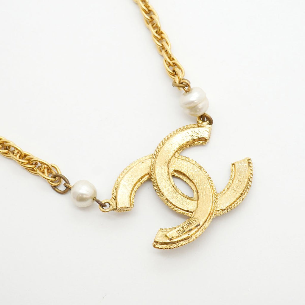 Chanel Necklace Vintage CC Logo Gold Plated Faux Pearl — view 2